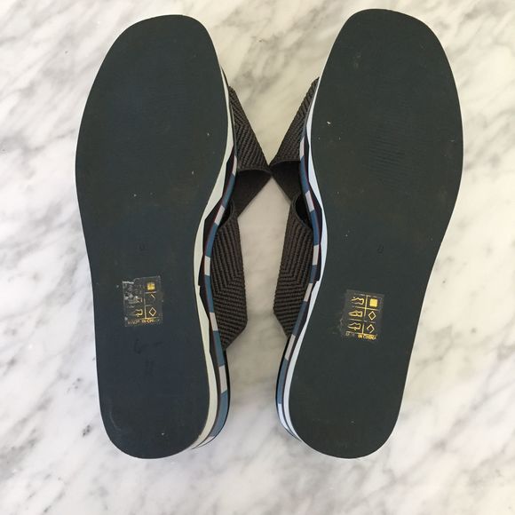 Free People Patterned Geometric Platform Slides - Picture 8 of 8